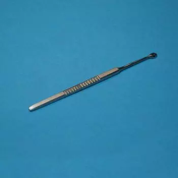 Curette Pédicurie Besnier-Lupus, fenêtrée, 6 mm