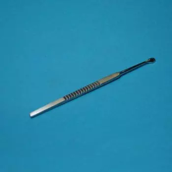 Curette Pédicurie Besnier-Lupus, pleine, 6 mm