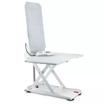 Elévateur de bain avec dossier inclinable Aquatec Orca Invacare blanc