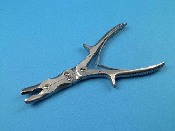 Pince Gouge Luer, 4 articulations, mors 8 mm, courbe, 22 cm à 203,78