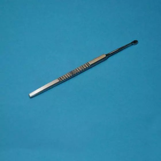 Curette Pédicurie Besnier-Lupus, fenêtrée, 5 mm