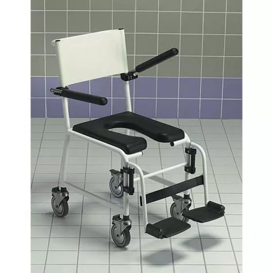 Chaise de douche Invacare Revato avec accoudoirs relevables et repose pieds escamotables