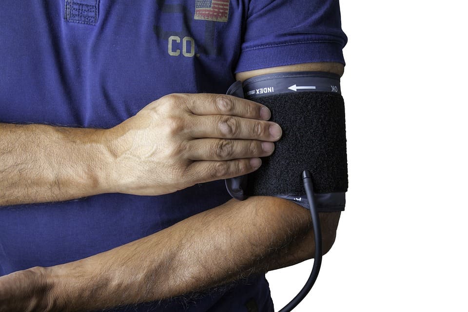 Mesurer votre tension artérielle sur le bras gauche ou droit est-il  important ? - InBody Canada