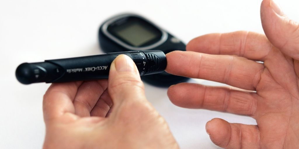 La mesure du taux de glucose sans piqûre, c'est possible ! - Top Santé